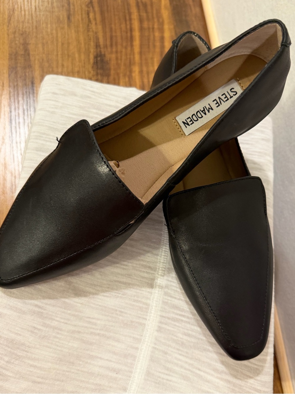Steve Madden Leather Feather Black Pointed-Toe Slip-On Flats
